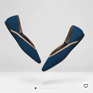 Vivaia Pointed-Toe V-Cut Flats